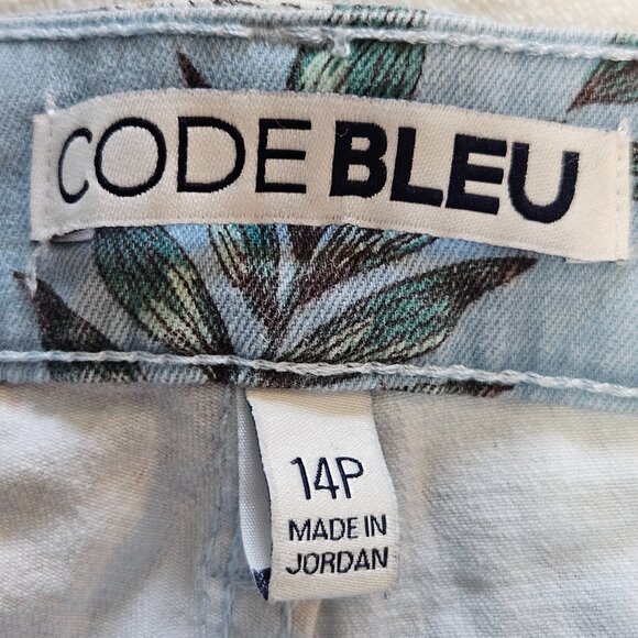 Code Blue Classic Capri - Picture 3 of 5